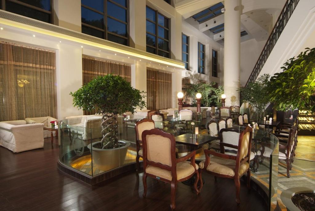 Shanghai Hotel Jin Jiang Buitenkant foto