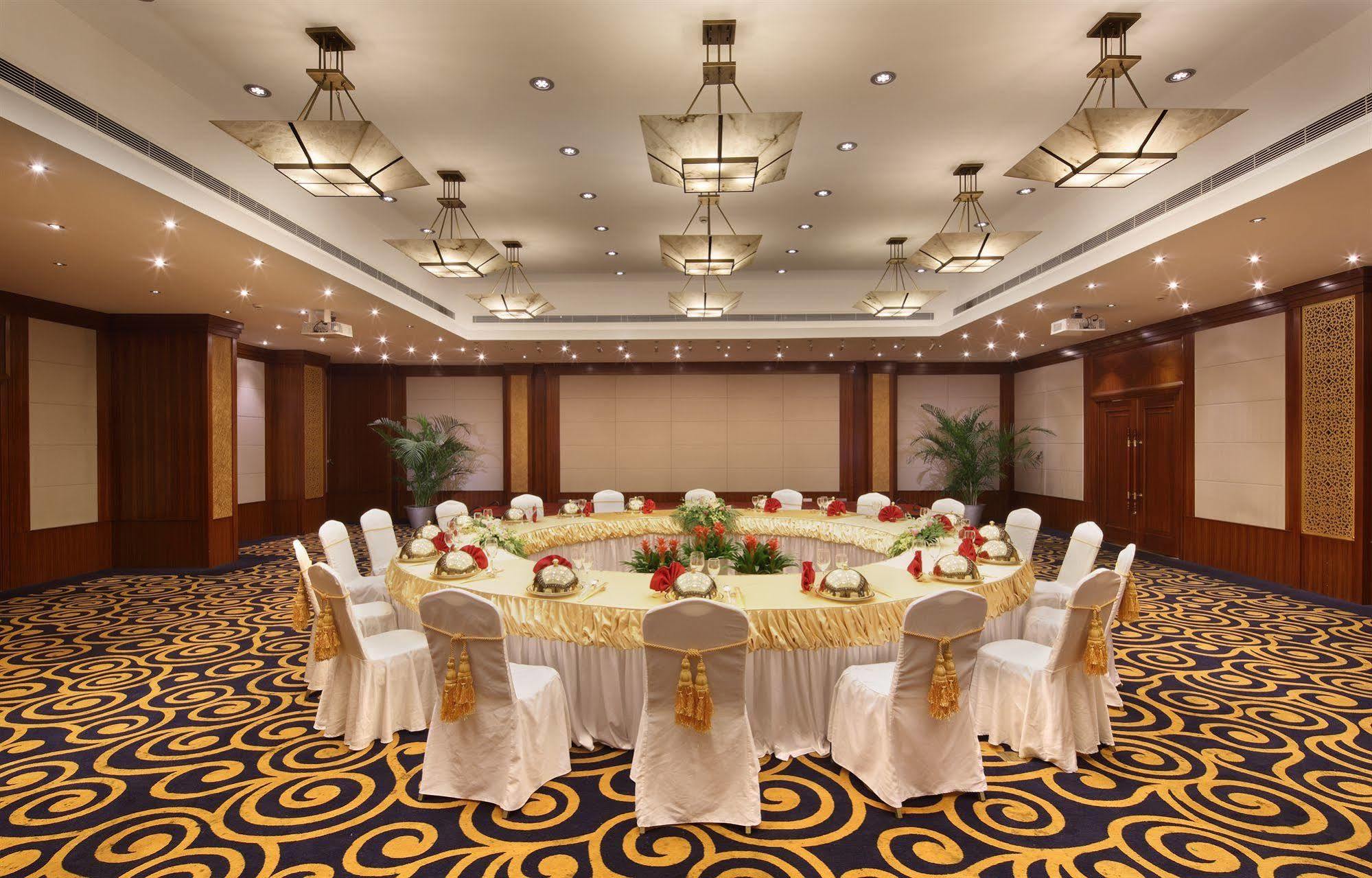 Shanghai Hotel Jin Jiang Buitenkant foto