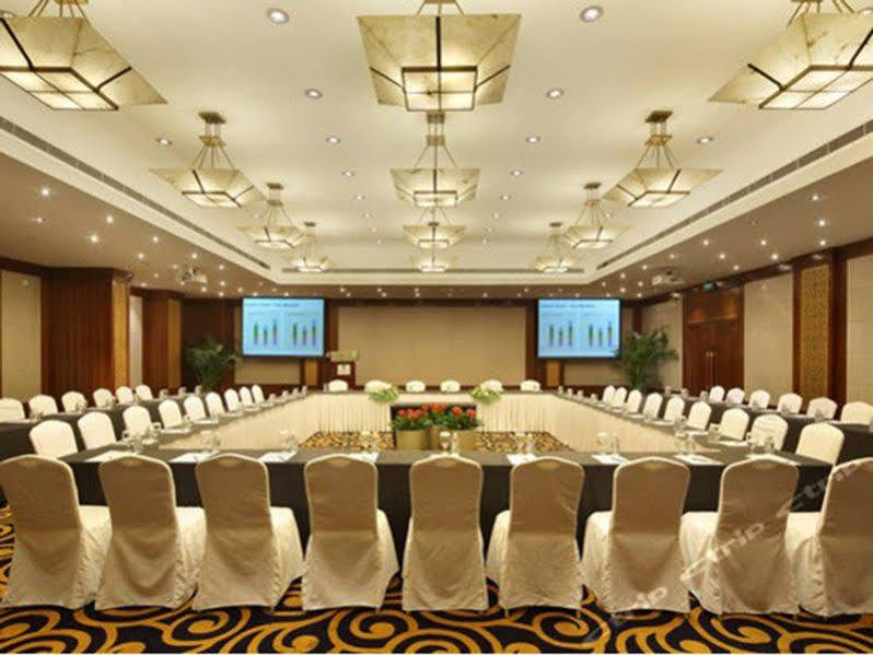 Shanghai Hotel Jin Jiang Buitenkant foto